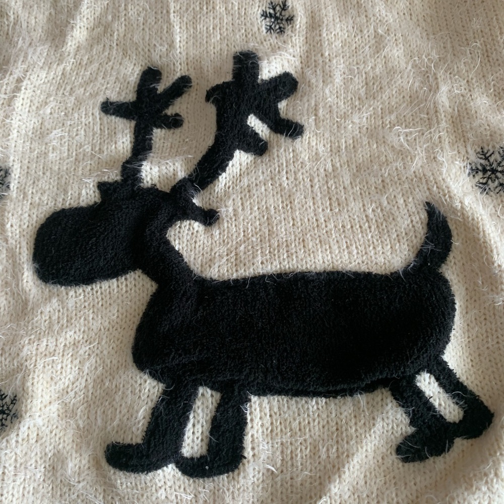 Sweater - Picture 2 of 3